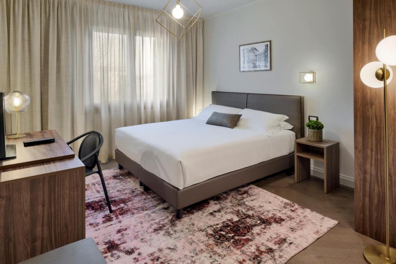Deluxe Room,1743506618:JPEG