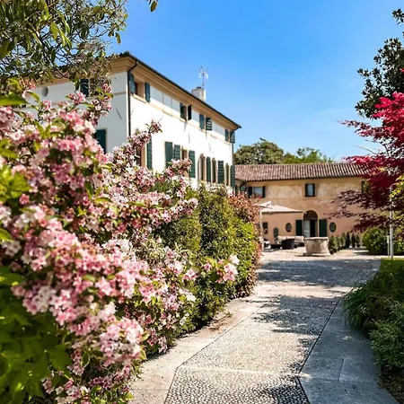 Hotel Donna Lucia-3